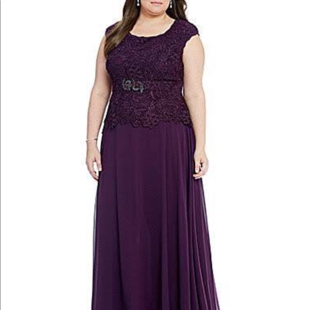 Bridesmaids gown/Evening gown/Party dress